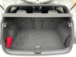 Kofferraum des VW Golf Compact