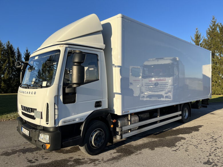 IVECO 12-Tonner Ladeboardwand Koffer-Lkw